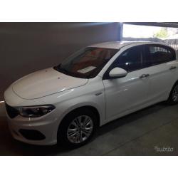 FIAT Tipo 1.4 CV95 EASY 4P.