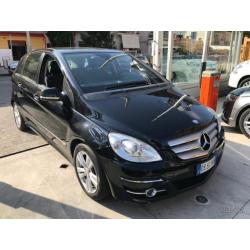 MERCEDES-BENZ B 180 CDI Sport