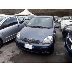 TOYOTA Yaris climatizzata