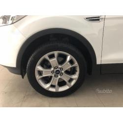 FORD Kuga 2.0 TDCI 4X4 Powershift Titanium