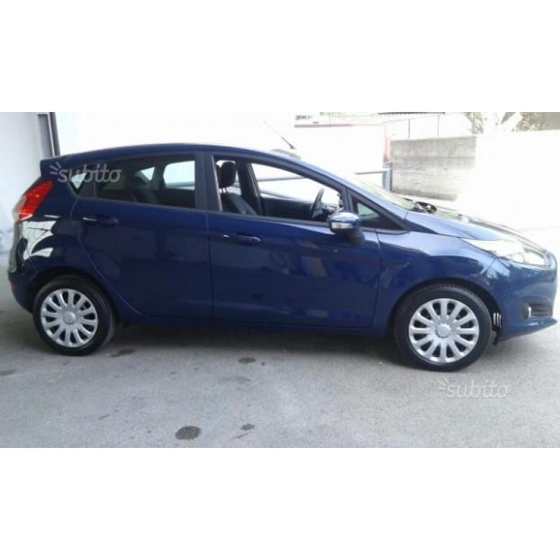 FORD Fiesta 2014 GPL di serie,Pari al Nuovo