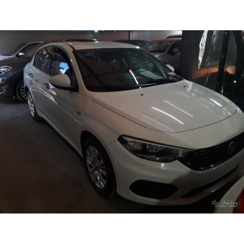 FIAT Tipo 1.4 CV95 EASY 4P.